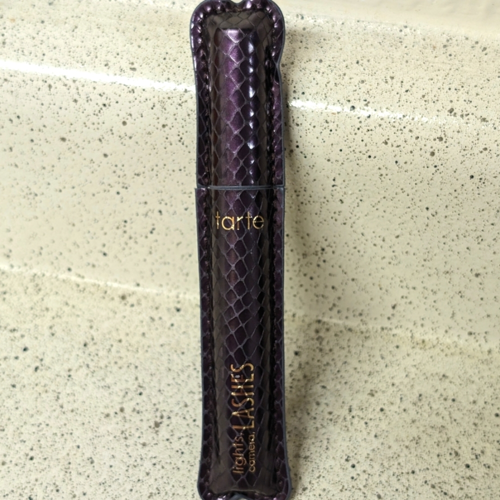 Tarte Lights, Camera, Lashes 4-in-1 Mascara *FIRM PRICE